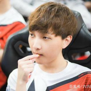 爆了！Doinb直言《LOL》大火就是因为比Dota简单