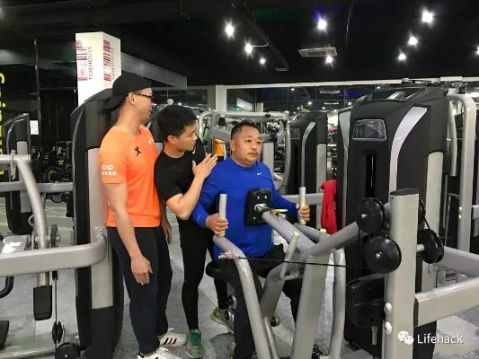 日本第一男公关晒梅西合影爆火，跨界流量密码藏着哪些圈层破壁门道？