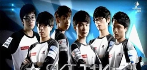 2014LOL全明星赛全复盘，跨赛区对抗的黄金范本，藏着哪些被遗忘的战术密码？