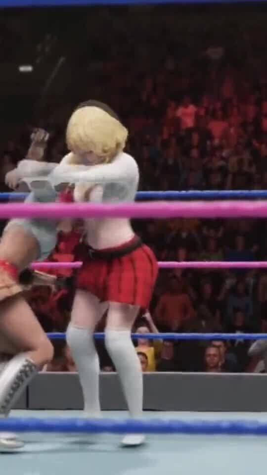 WWE女巨星对抗现场惨遭走光!摄像师竟对着拍了数秒