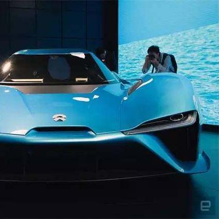 雷军要出小米超跑1:8大车模:成本非常贵 1:43版已安排