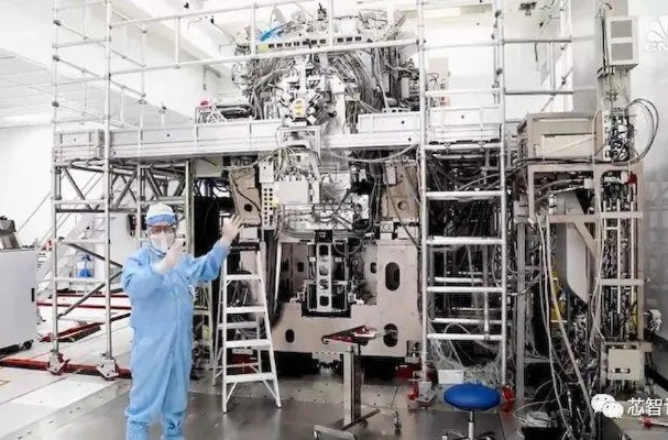 ASML已研发第三代EUV光刻机：像盖大楼一样造芯片