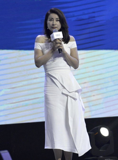 孟晚舟高调称赞姚安娜，顶级豪门姐妹的亲情营销，藏着哪些人设破圈密码？