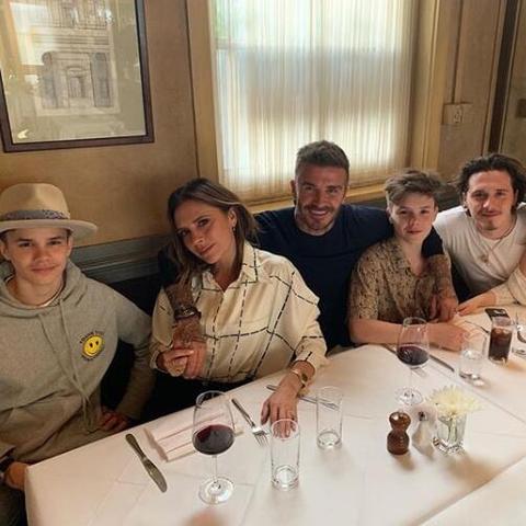 即使已被拉黑 贝克汉姆夫妇依旧公开为大儿子庆生