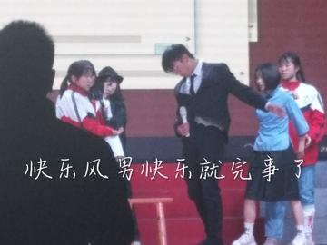 “全校最嚣张的学长”出现了：一只大鹅 可自由出入