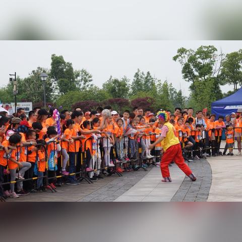 全新搜打撤《马拉松》正式发售 Steam同时在线8.6万