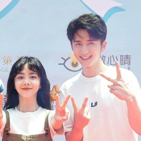 33岁女子长相幼态常被认为是小学生 本人回应：困扰20多年