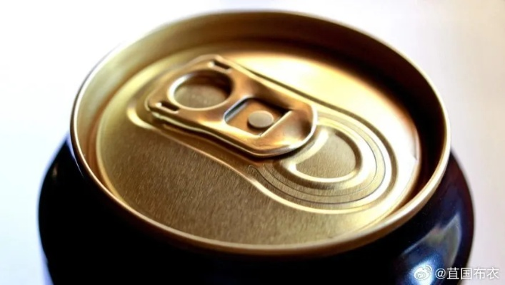 易拉罐对嘴喝感染鼠尿病：从发病到去世仅4天