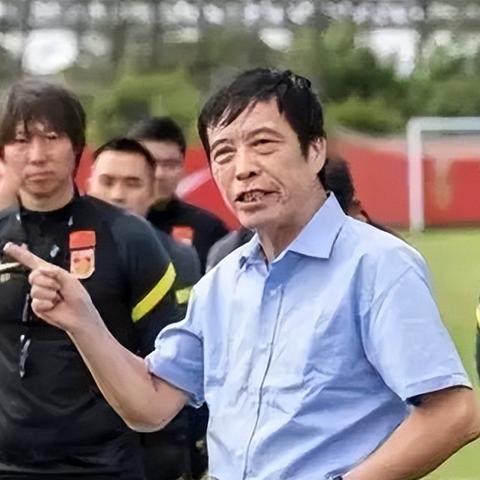 想免费看专业扑克对局？2026实测靠谱软件全解析+避坑指南