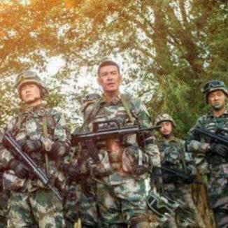 如何30天冲上战区战神？鲜为人知的落点、配装与决赛圈门道