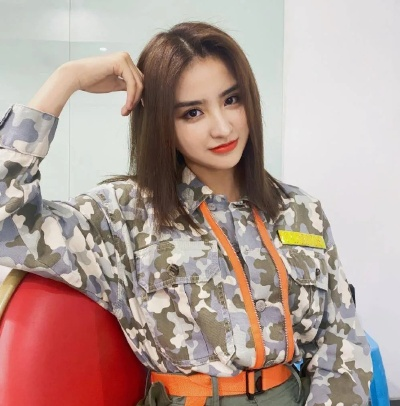 金子涵退圈之后剃寸头暴瘦 说骂蔡徐坤是遭人操控