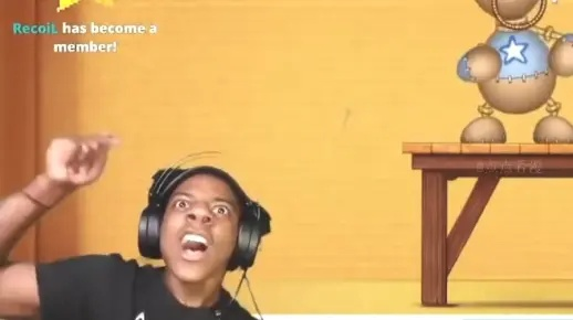 甲亢哥玩游戏破防落泪！看到结局直接哭了 情绪崩溃