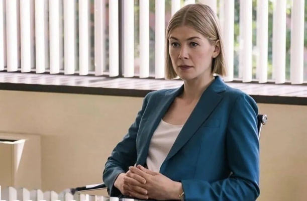 炸裂!裴淳华女权新片豆瓣开分9.3:完美呈现女性困境