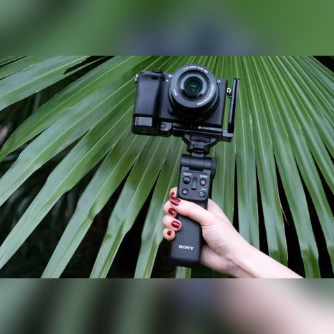 索尼宣传PC手柄遭玩家嘲讽：拒绝移植PC还想卖手柄