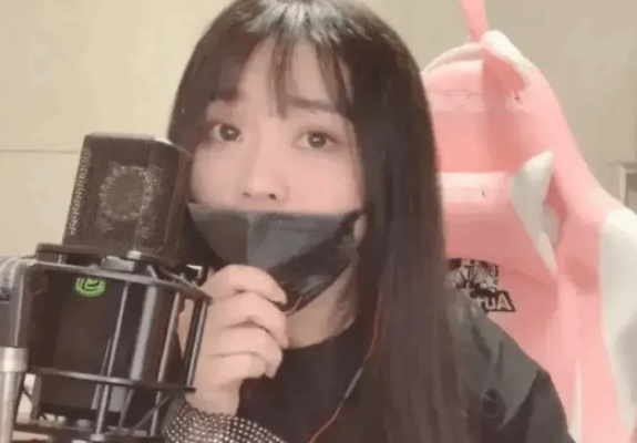 小团团复播引热议 网友力挺 晒高德语音包：一直在用!