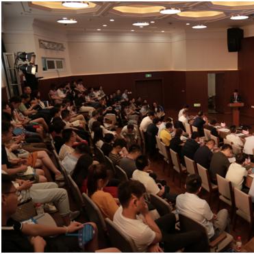 月入过万？AI写作48小时生成500万字长篇小说