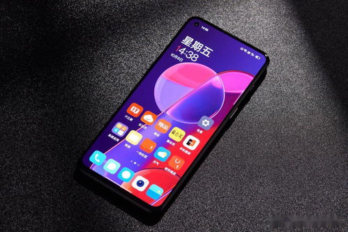 新一代“小屏大魔王”来了！一加15T官宣本月发布