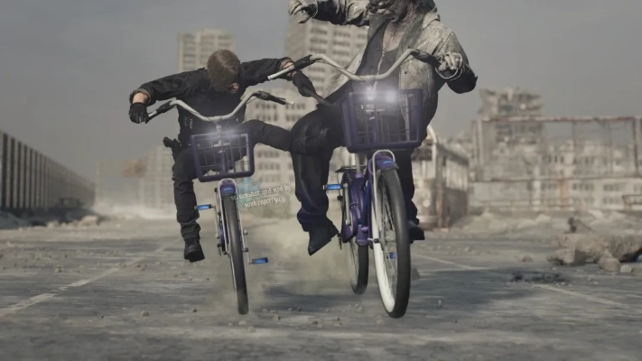 里昂骑自行车追反派 《生化危机9》导演被mod逗笑