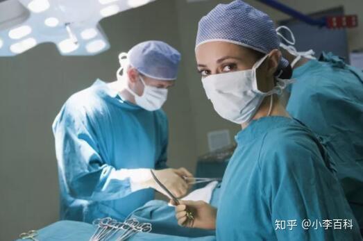 男子一周内连做5场手术被称狠人 做痔疮切包皮环等