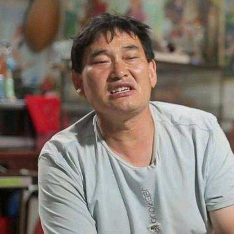 男子一周内连做5场手术被称狠人 做痔疮切包皮环等