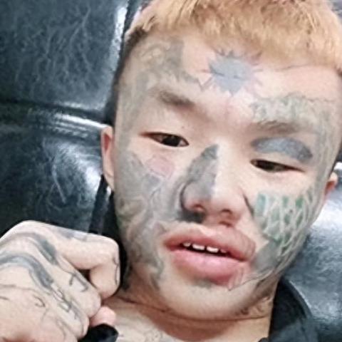 《堕落之主2》新实机：镰刀武器演示 官方认证手感好