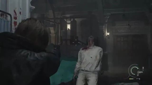 生化危机9安魂曲 里昂面对艾米丽时准星会自动偏移