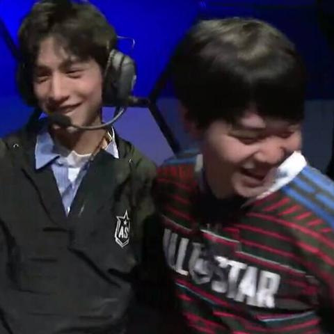 小钰堂哥怒斥Rookie出轨：不想结婚还脚踩两条船！