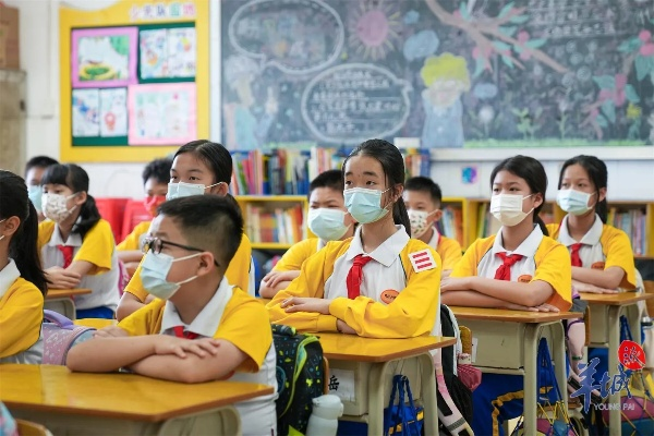 广东一中学取消早读 还定周三为懒觉日 可多睡20分钟