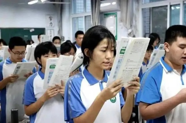 广东一中学取消早读 还定周三为懒觉日 可多睡20分钟