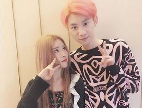 Doinb老婆糖小幽晒近照羡煞网友:这波完胜Rookie！