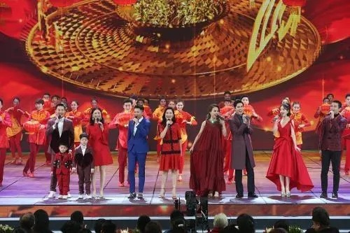 河南春晚为何弃用主持人？拆解其适配的3大热门需求与可复制玩法