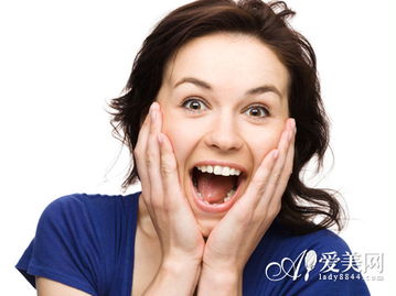 残障毁容演员亮相奥斯卡！面部布满良性肿瘤