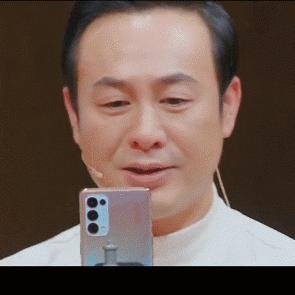 张颂文术后强忍疼痛拍戏，拆解影视圈敬业行为的行业逻辑与演员困境