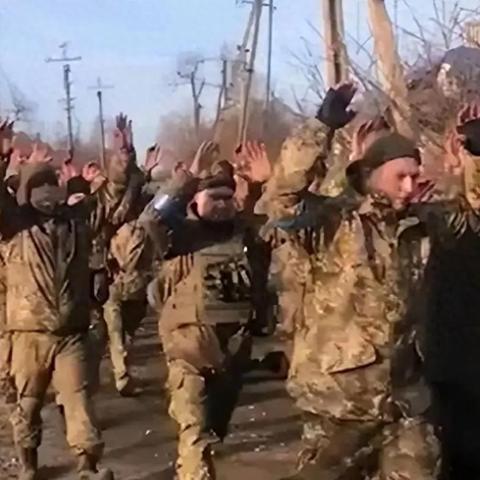 雇佣兵2，战火纷飞72小时称霸指南，刷钱、载具、派系任务核心玩法