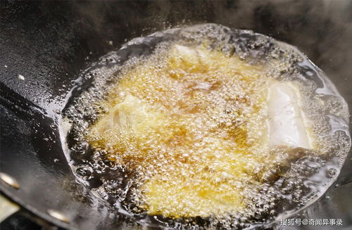 金色鱼柳怎么做到外酥里嫩不回软？3类黄金配方+家庭/商用实战攻略