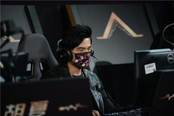 周杰伦LOL直播藏着哪些上分门道？从娱乐局到实战的3个可复制技巧
