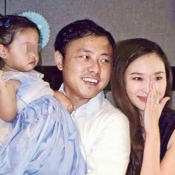 花30万订法拉利却遇经销商破产：钱打水漂还被踢出群