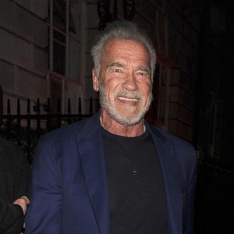 为拍《野蛮人柯南》续 78岁施瓦辛格正玩了命地健身