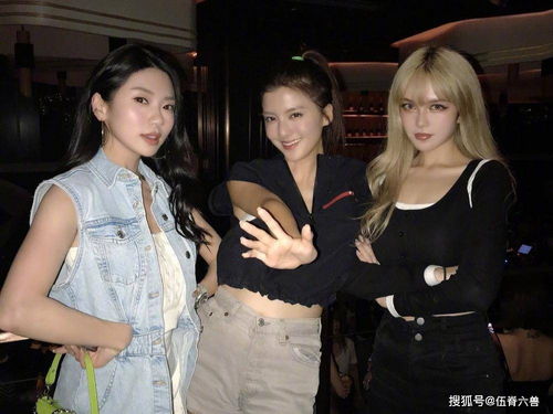 高以翔前女友官宣喜讯 晒多张泳装孕肚照