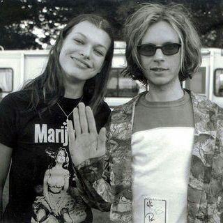 米拉乔沃维奇女儿神似年轻版"爱丽丝" 网友:真·克隆人