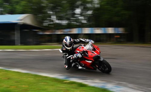 工程学摩托车怎么选？3类核心车型+2026热门场景精准匹配攻略