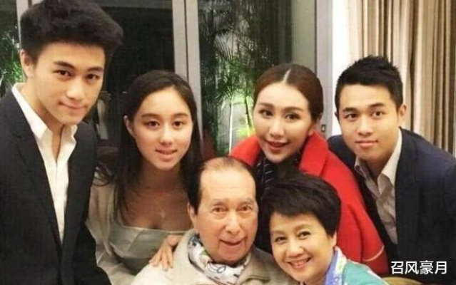 最美千金！赌王何鸿燊爱女晒美照：颜值爆棚