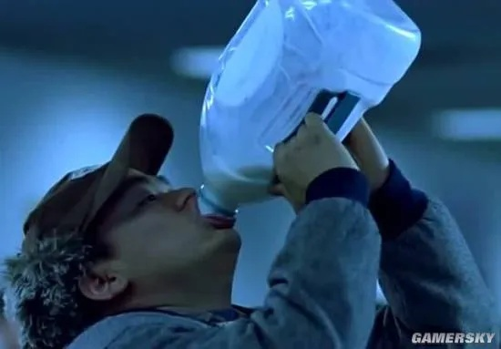 《生化9》配音前狂喝两大罐牛奶：只为让口水更粘稠