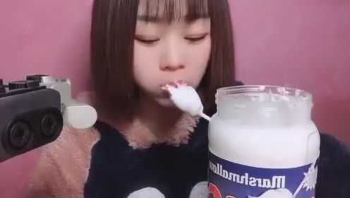 《生化9》配音前狂喝两大罐牛奶：只为让口水更粘稠