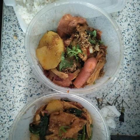 网友感慨“真正的麻辣香锅已罕见” 自制成新选择