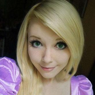 俄罗斯通讯软件开始删除游戏频道 疑似与半裸coser有关