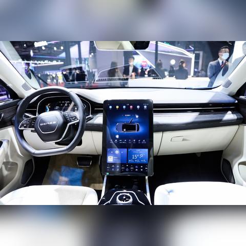 SF名字怎么起？4大核心类型+2026年热门趋势，硬核玩家专属命名指南