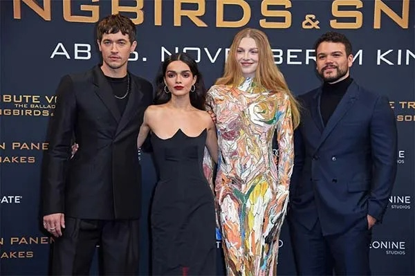 汤姆·布莱斯力挺女友 回怼网友称她透视装"庸俗"的恶评