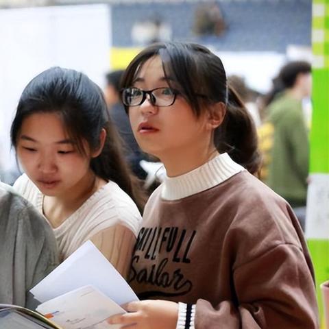 张雪峰微博曾5次提及“猝死” 十年前就担忧健康