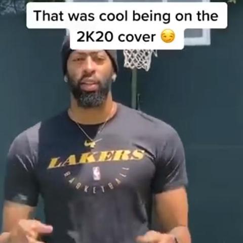 NBA2K12怎么玩？怀旧党必看，解锁隐藏球星、王朝冲冠+MC生涯进阶全指南